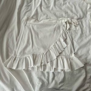 SHEIN Wrap Skirt ~ White L